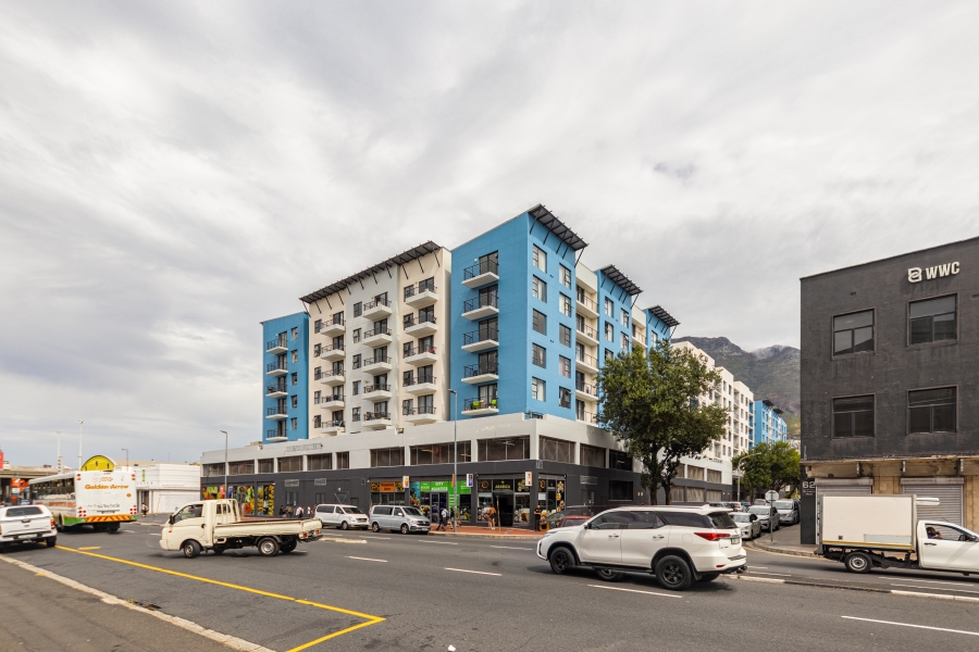 1 Bedroom Property for Sale in Zonnebloem Western Cape